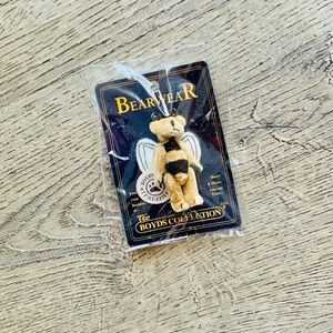 Boyds Collection Bearwear Pin